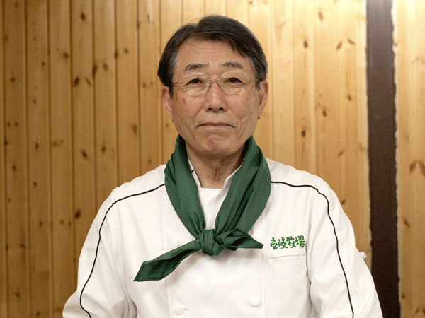 制作者　田口　靖人